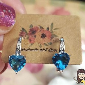 18k white gold plated aquamarine 💙 earrings.